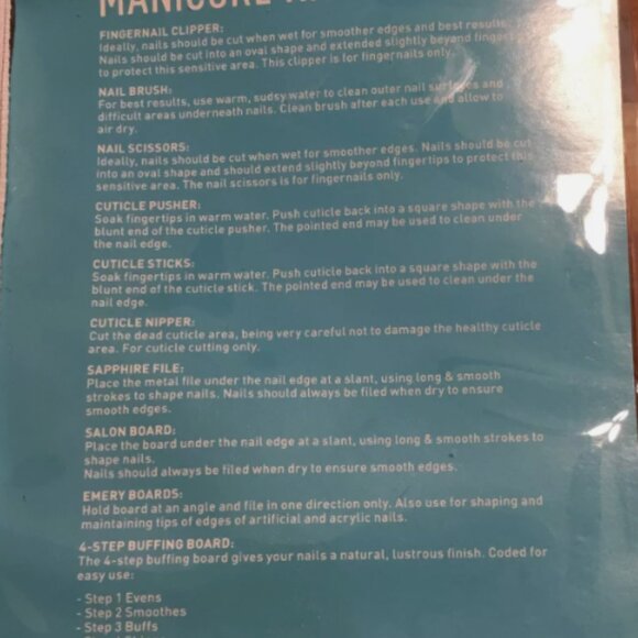 Studio 35 Beauty Manicure Pedicure Kit & tools 14 Pieces New in package - Picture 4 of 4